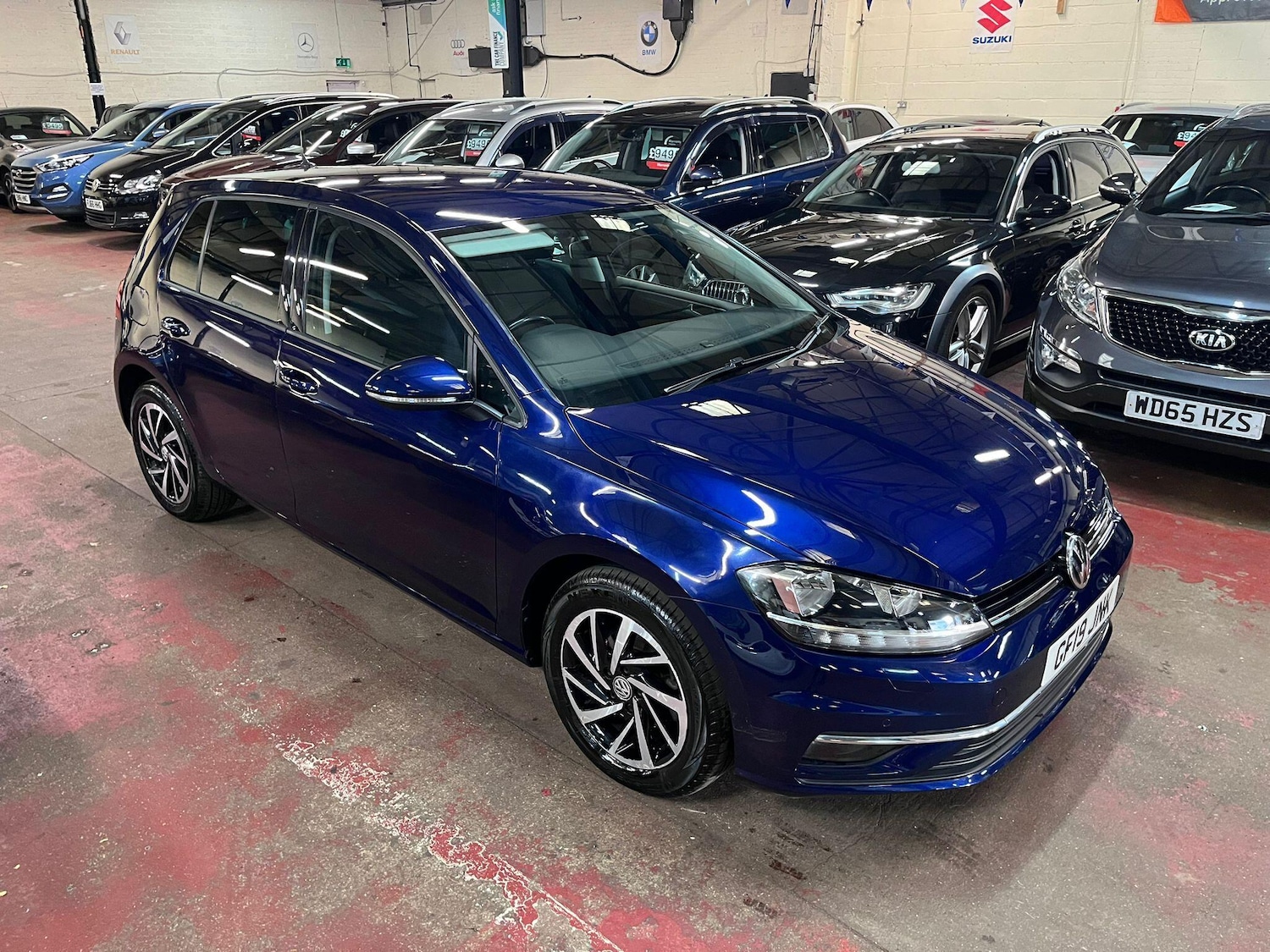 Used Volkswagen Golf 2019 for sale - 76688617: Photo 7