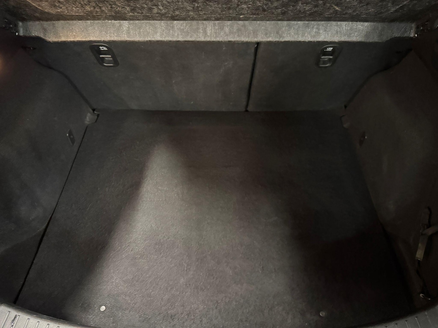 Used Mazda Mazda3 2014 for sale - 76913839: Photo 24