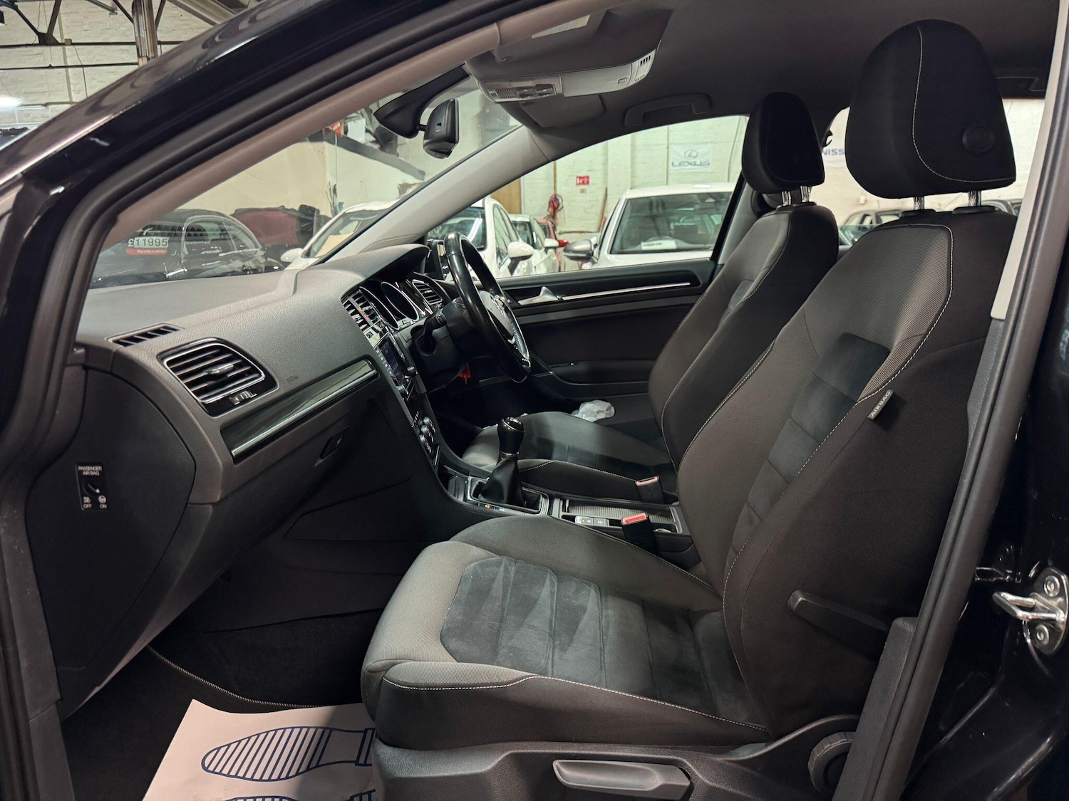 Used Volkswagen Golf 2014 for sale - 76786699: Photo 13