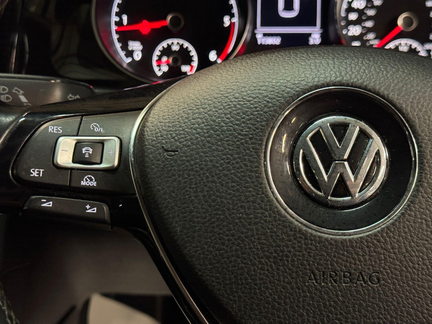 Used Volkswagen Golf 2014 for sale - 76786699: Photo 27