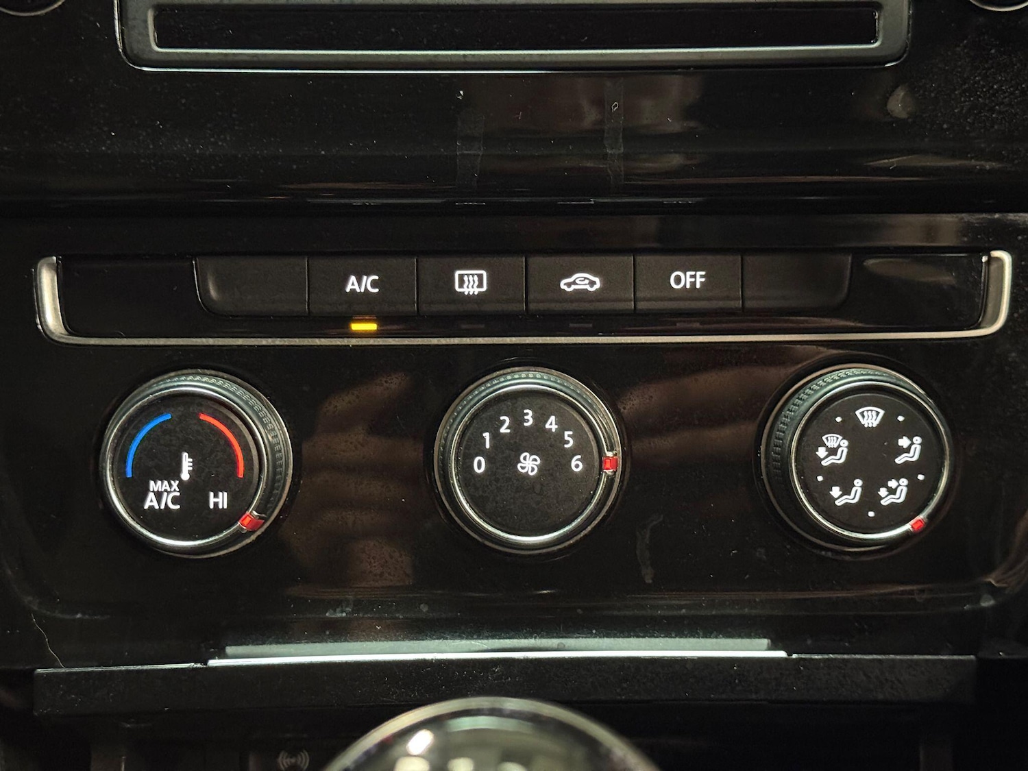 Used Volkswagen Golf 2014 for sale - 76786699: Photo 37