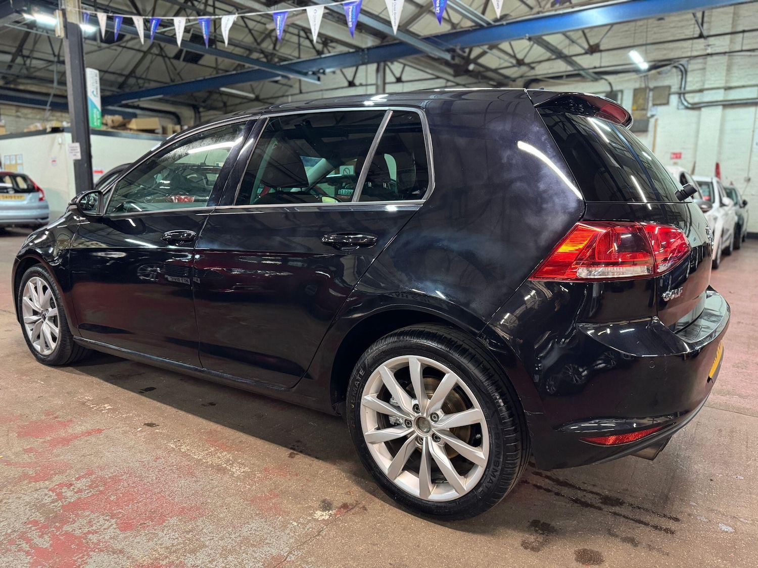 Used Volkswagen Golf 2014 for sale - 76786699: Photo 4