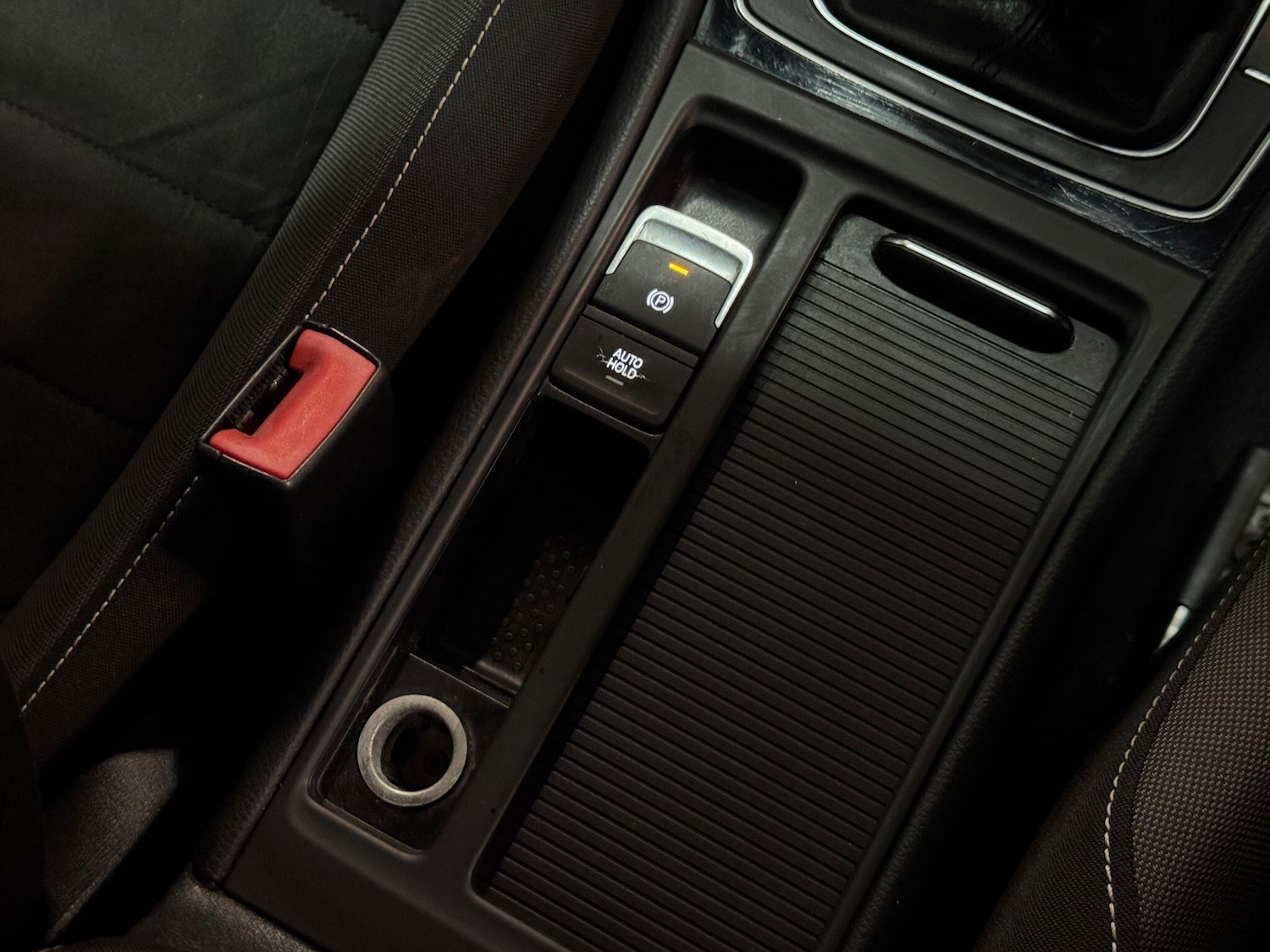 Used Volkswagen Golf 2014 for sale - 76786699: Photo 40