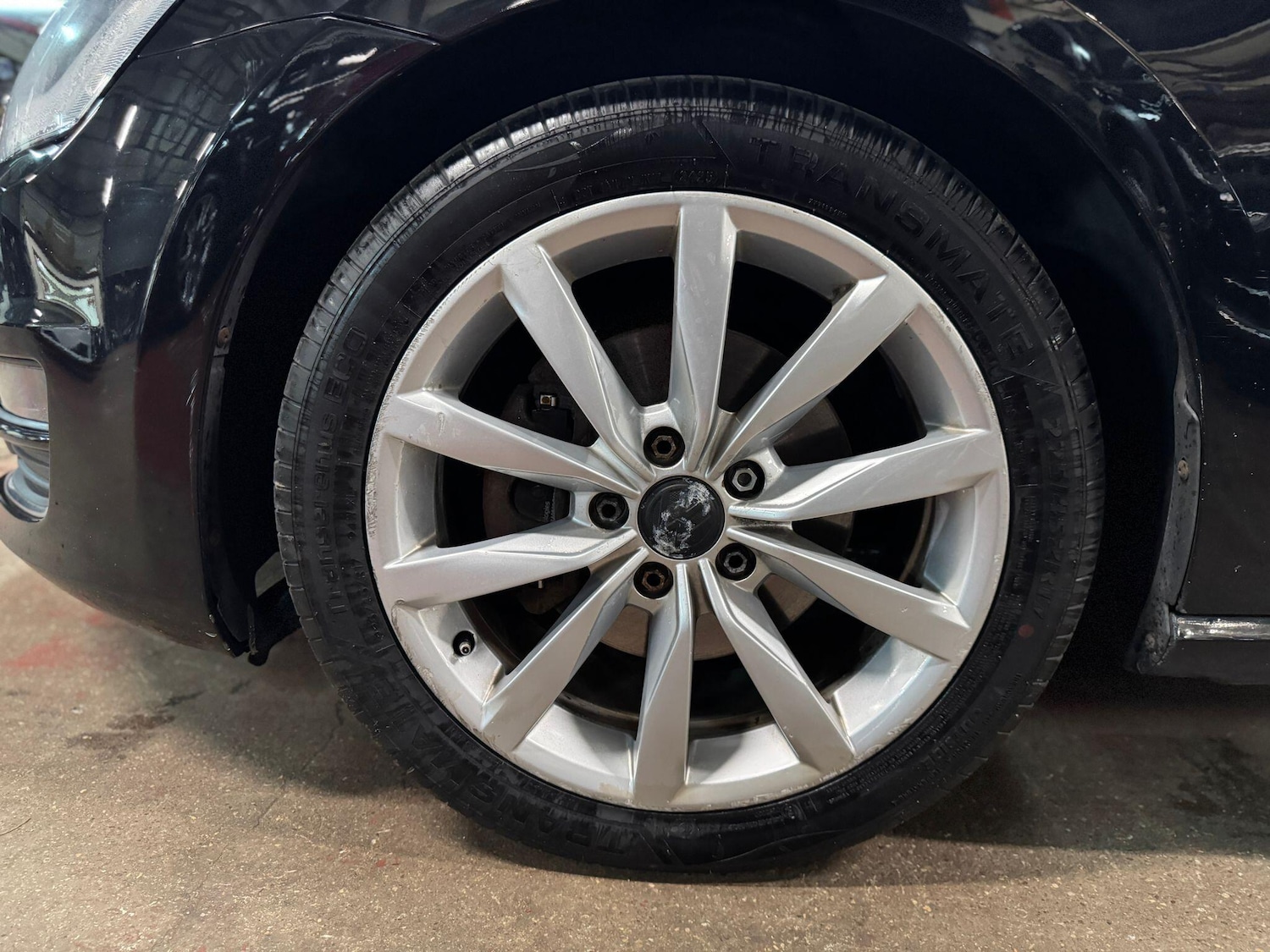 Used Volkswagen Golf 2014 for sale - 76786699: Photo 9