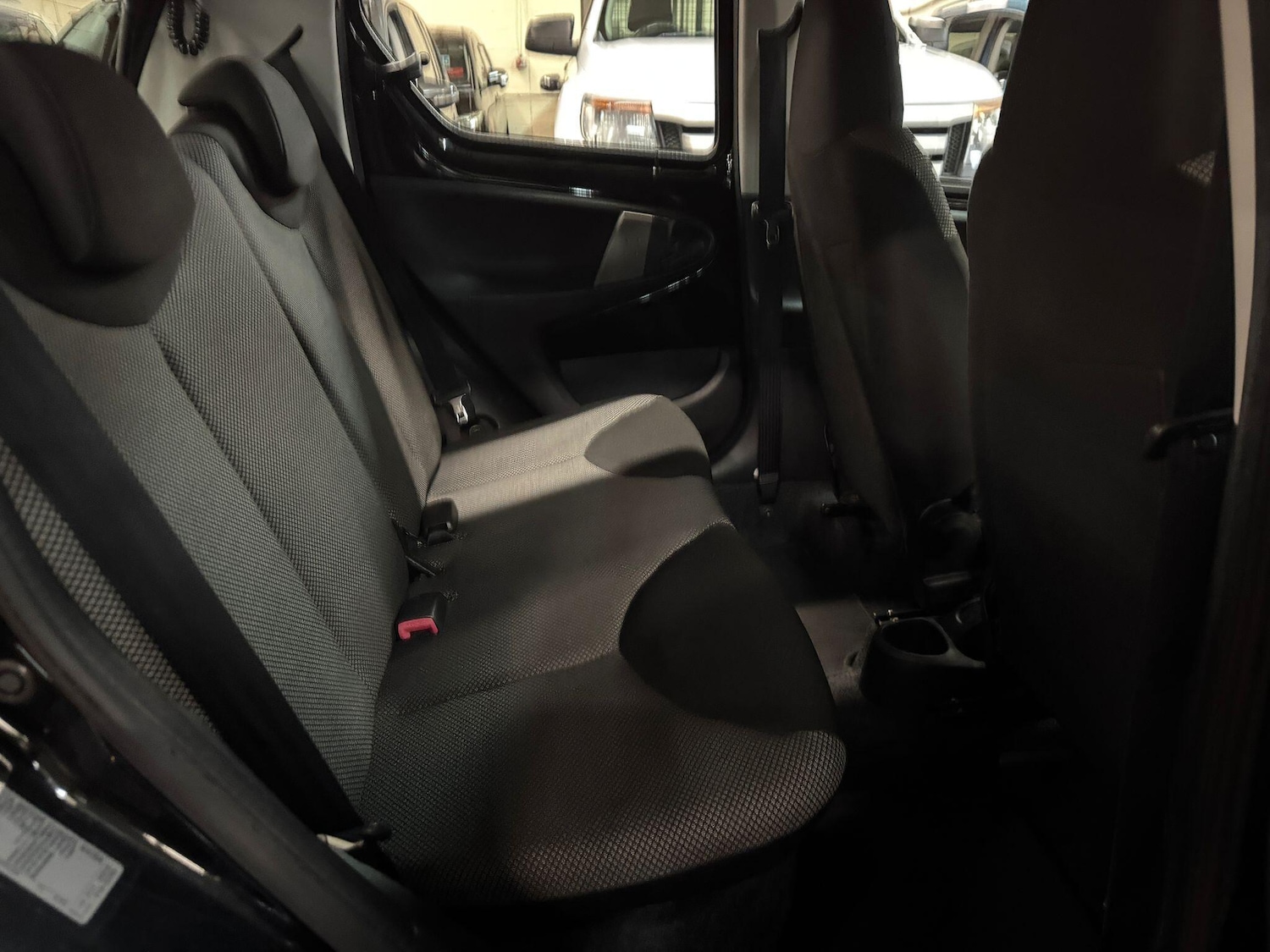 Used Toyota AYGO 2014 for sale - 77142953: Photo 16