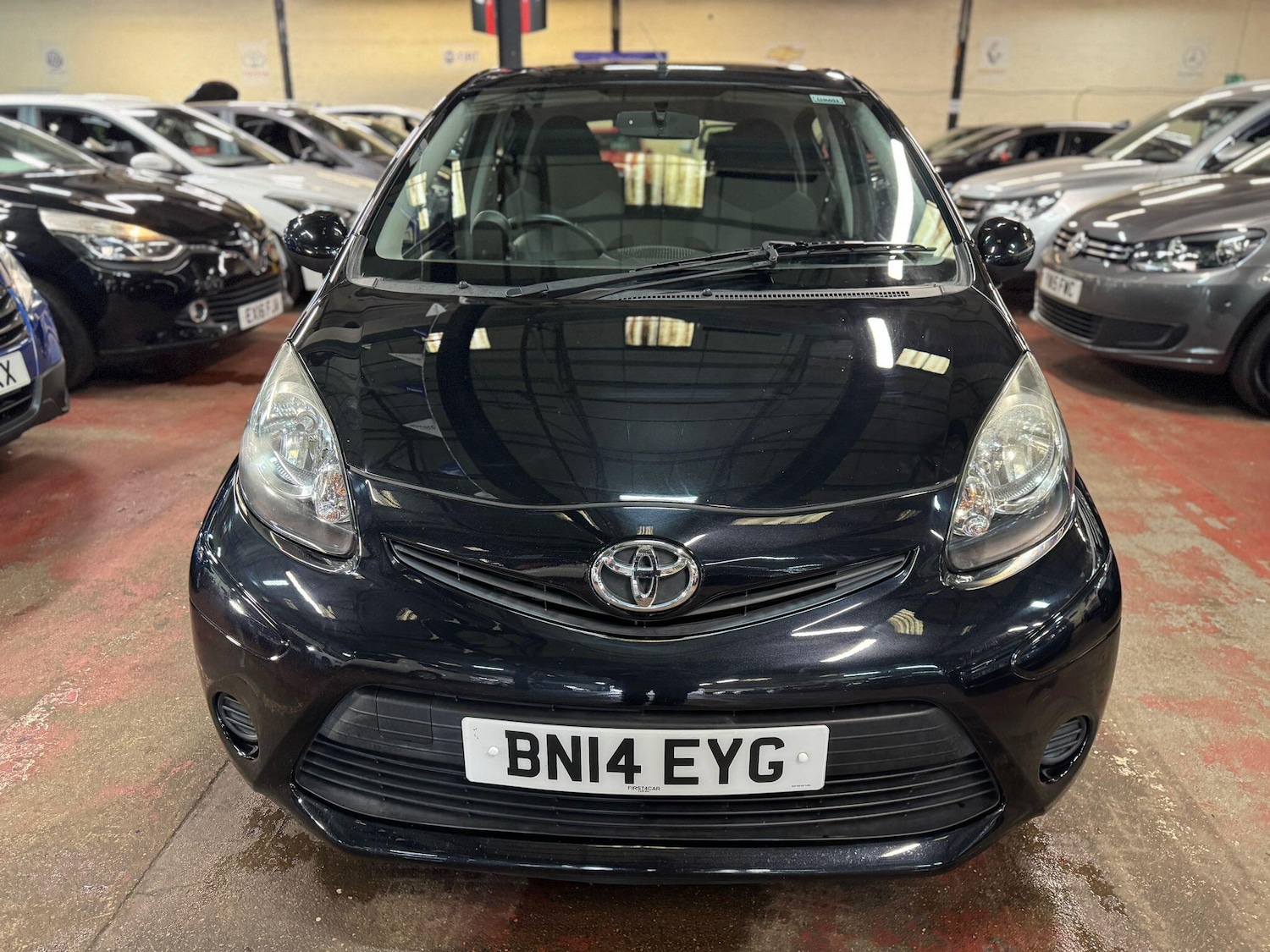 Used Toyota AYGO 2014 for sale - 77142953: Photo 2