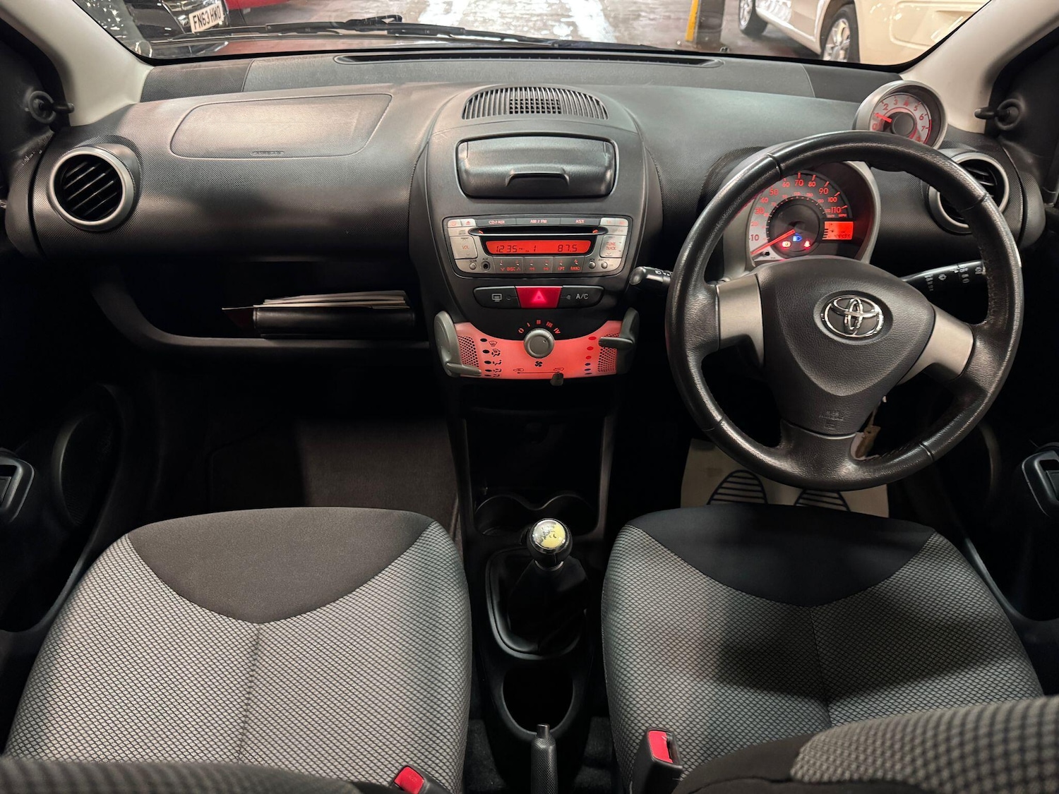Used Toyota AYGO 2014 for sale - 77142953: Photo 23