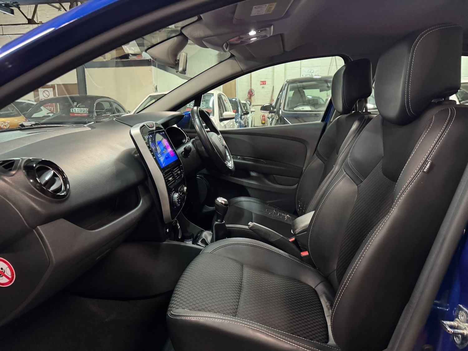 Used Renault Clio 2017 for sale - 76997255: Photo 14