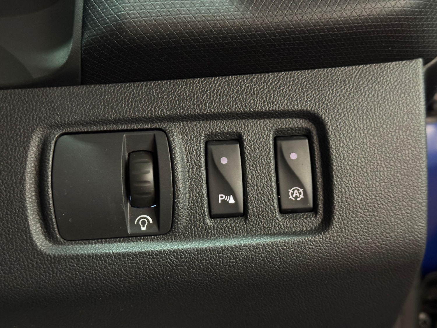 Used Renault Clio 2017 for sale - 76997255: Photo 31