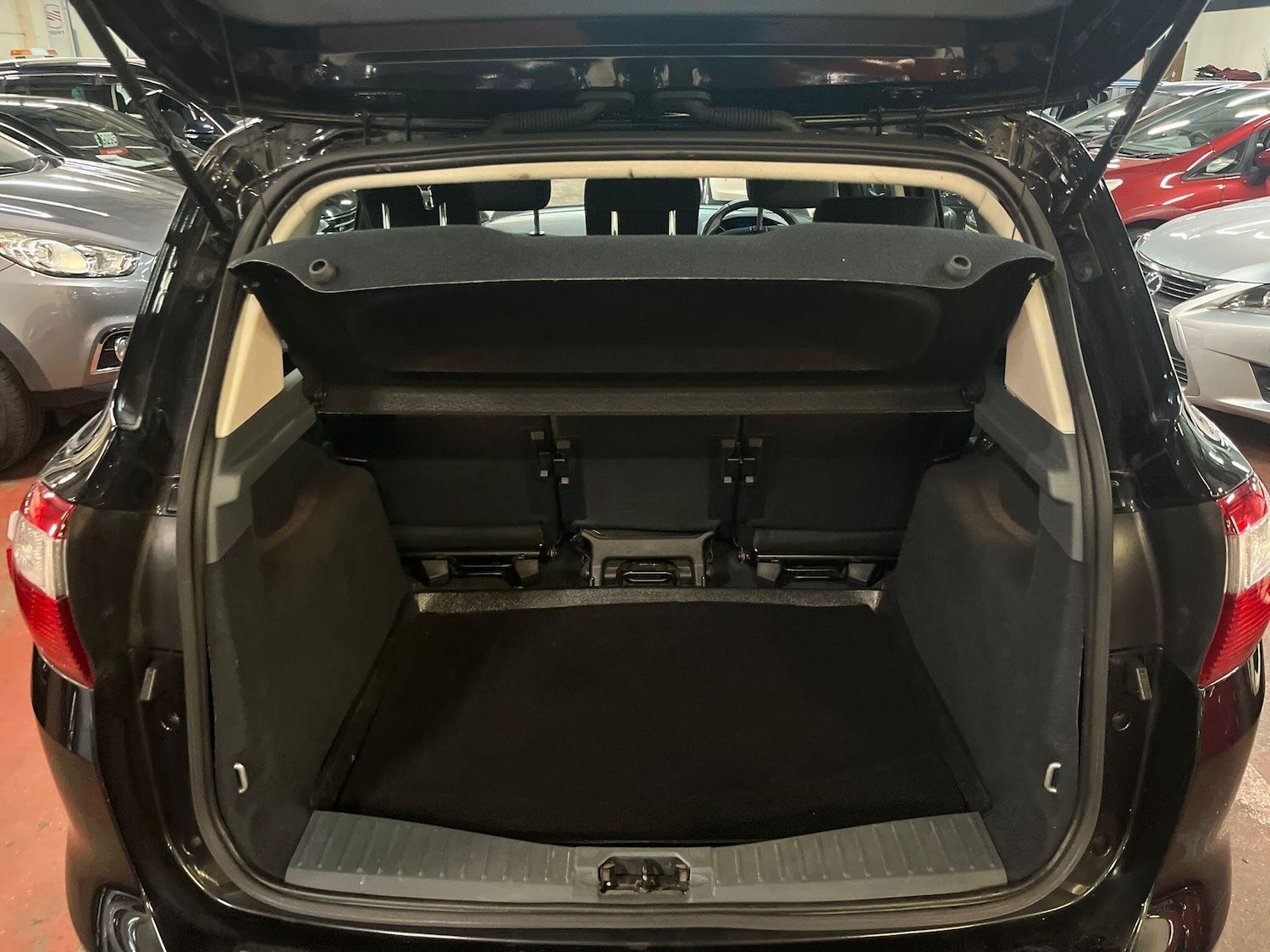 Used Ford C-Max 2015 for sale - 76457484: Photo 12