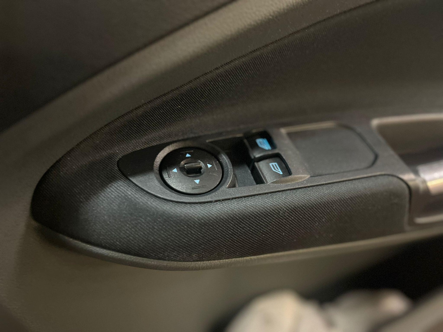 Used Ford C-Max 2015 for sale - 76457484: Photo 29