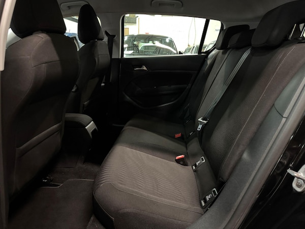 Used Peugeot 308 2015 for sale - 76158603: Photo 17