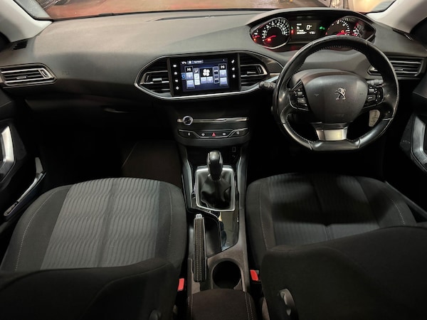 Used Peugeot 308 2015 for sale - 76158603: Photo 23