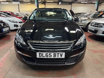 Used Peugeot 308 2015 for sale - 76158603: Photo 2