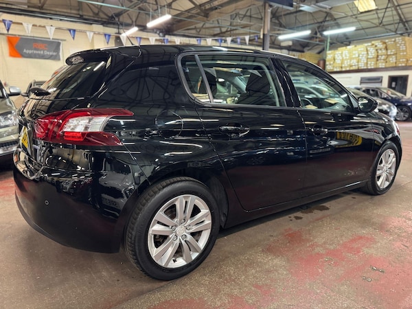Used Peugeot 308 2015 for sale - 76158603: Photo 6
