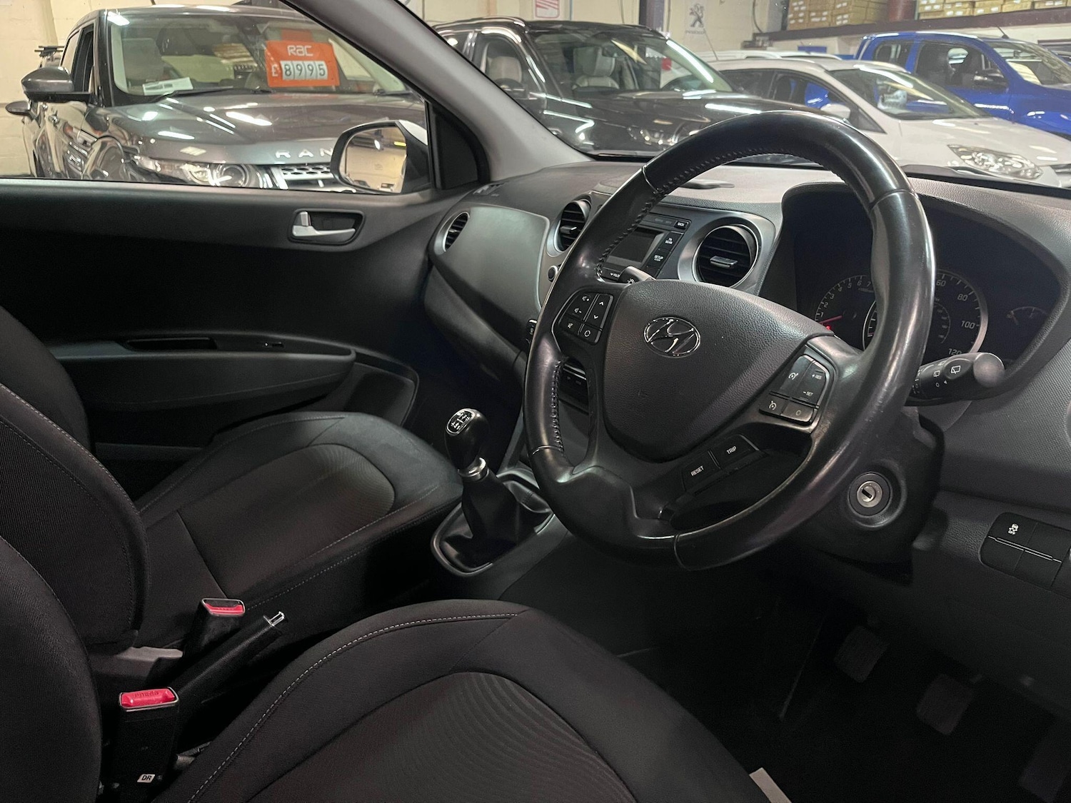 Used Hyundai i10 2017 for sale - 76084492: Photo 15