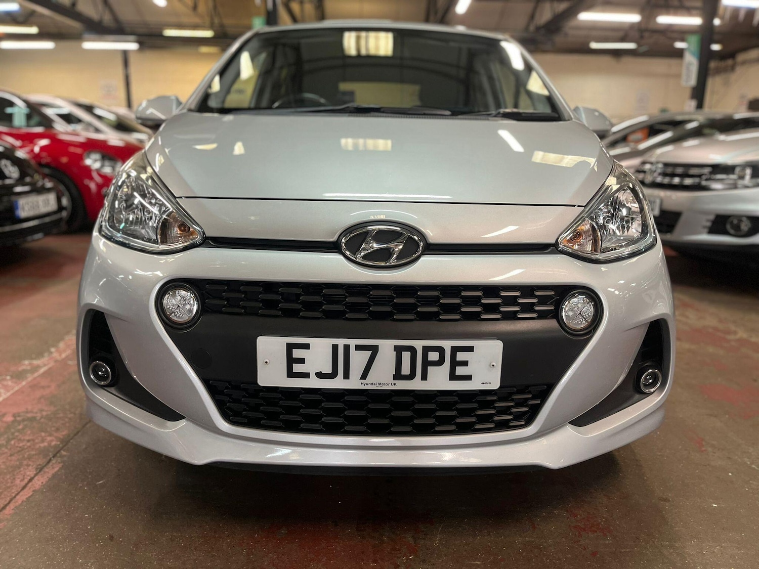 Used Hyundai i10 2017 for sale - 76084492: Photo 2