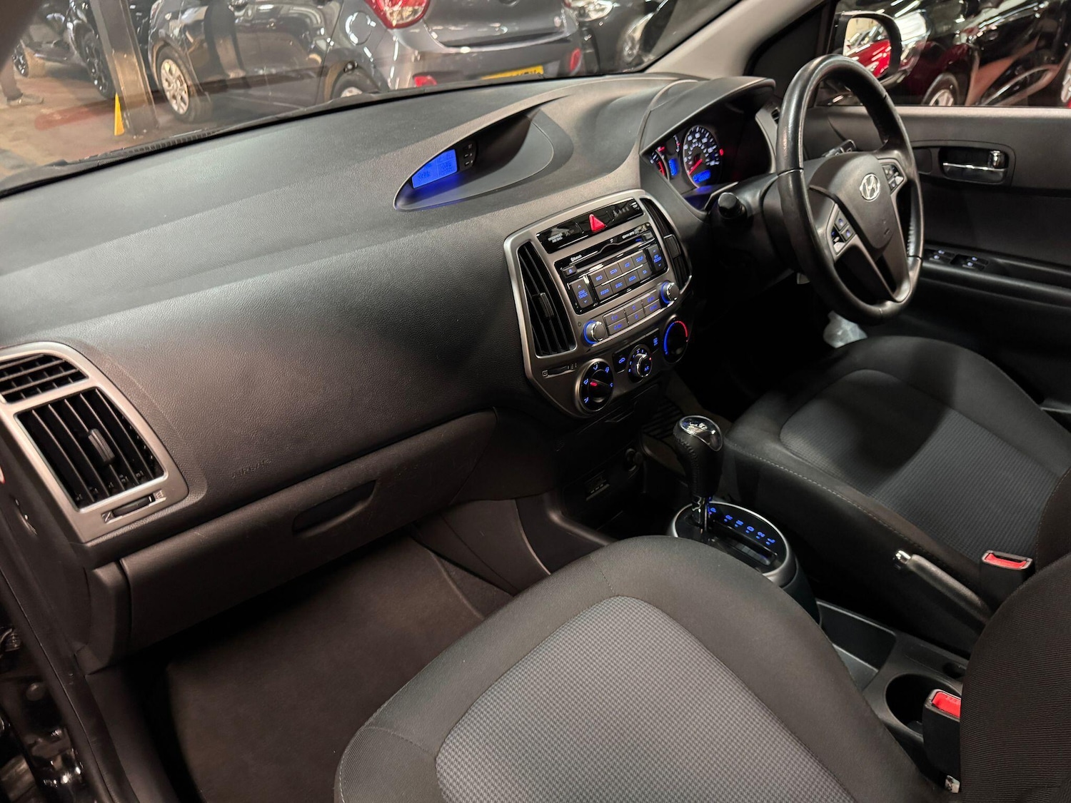 Used Hyundai i20 2014 for sale - 77253692: Photo 15