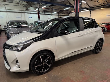 Used Toyota Yaris 2017 for sale - 77925522: Photo