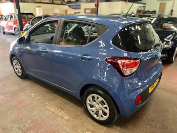 Used Hyundai i10 2017 for sale - 78684282: Photo