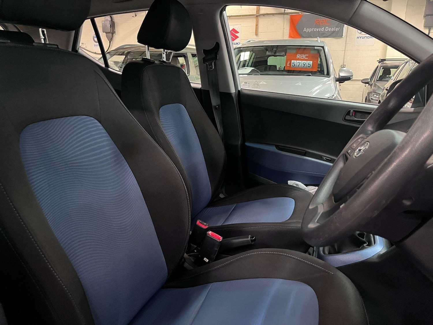 Used Hyundai i10 2016 for sale - 76042233: Photo 16