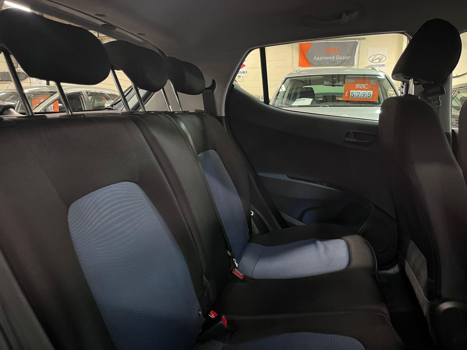 Used Hyundai i10 2016 for sale - 76042233: Photo 21
