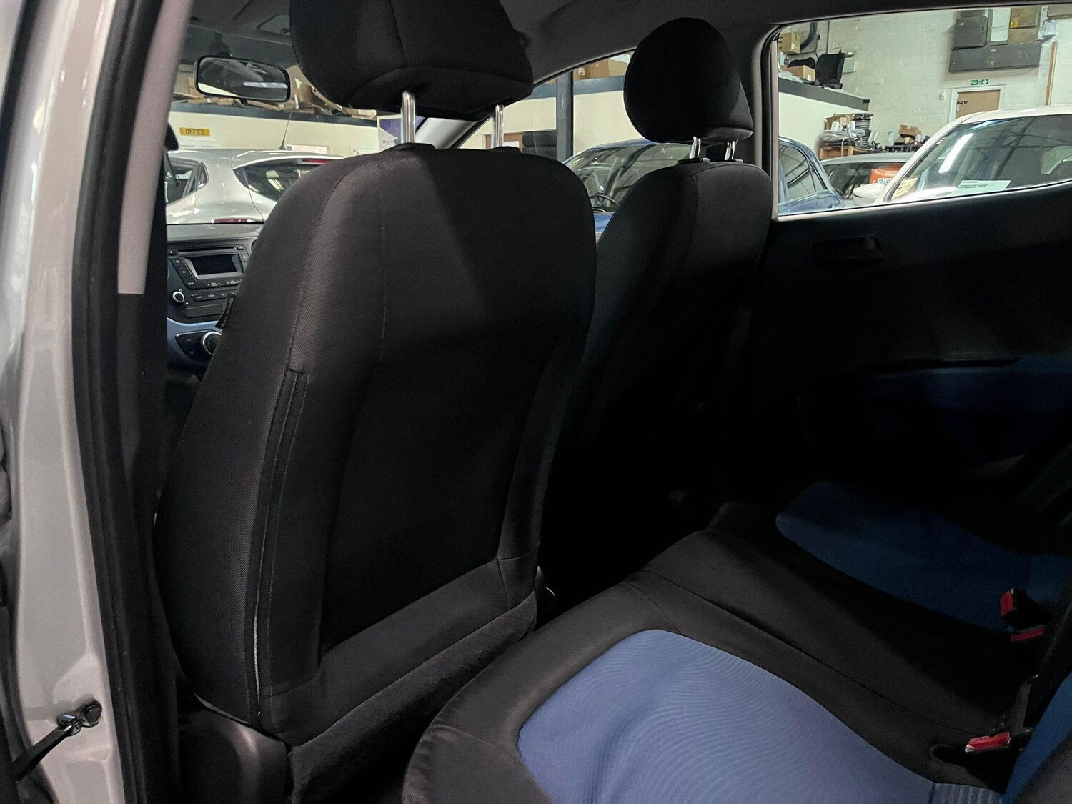 Used Hyundai i10 2016 for sale - 76042233: Photo 25