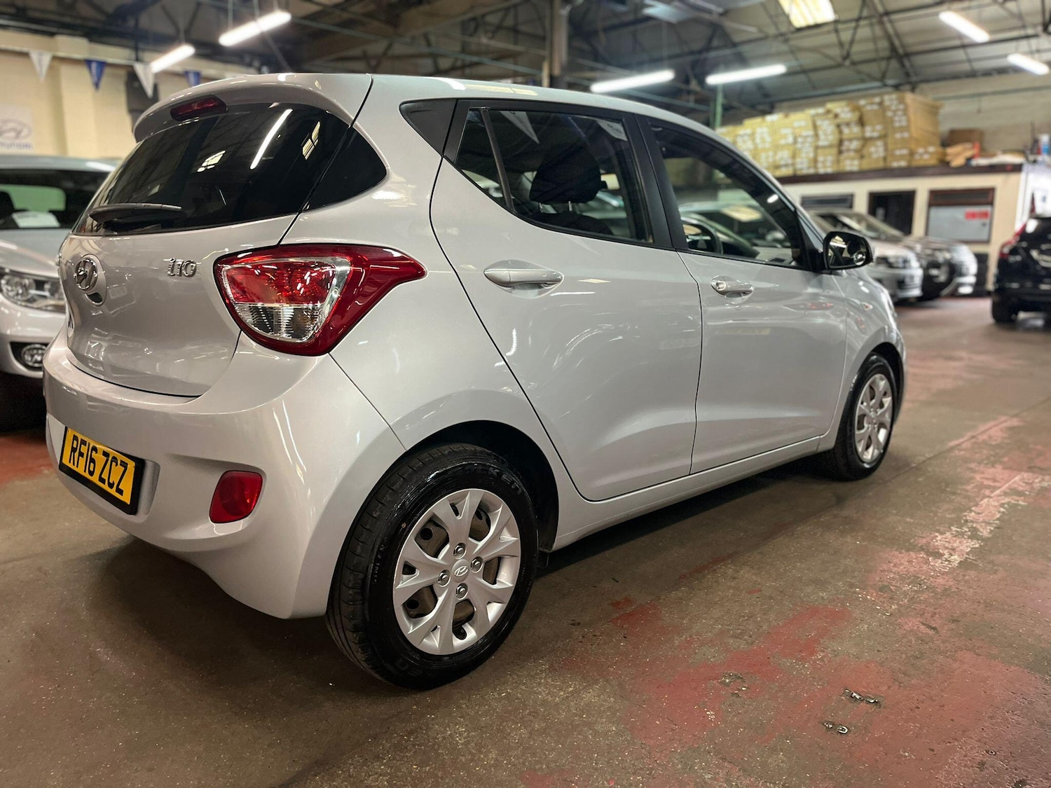 Used Hyundai i10 2016 for sale - 76042233: Photo 6
