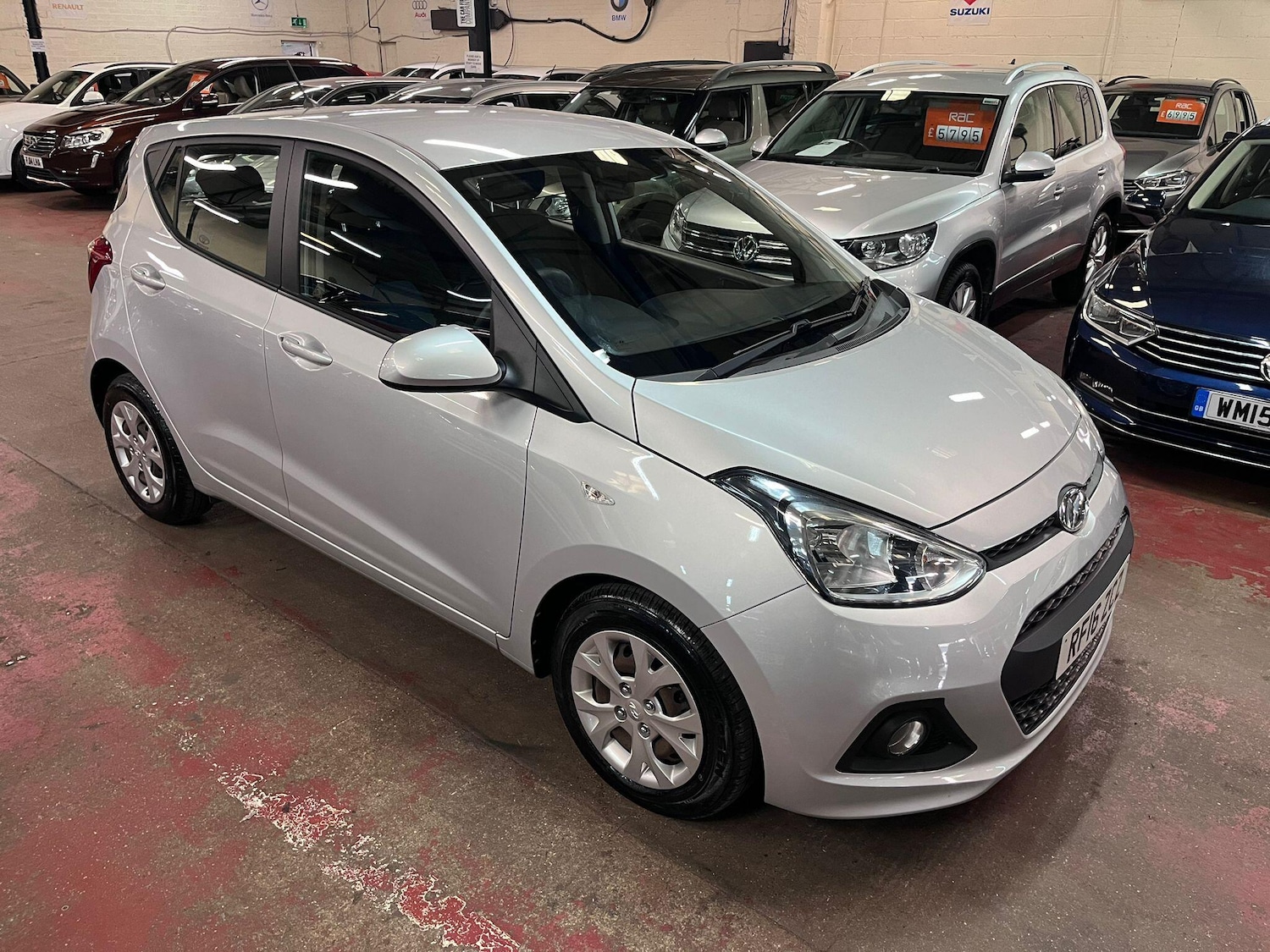 Used Hyundai i10 2016 for sale - 76042233: Photo 7