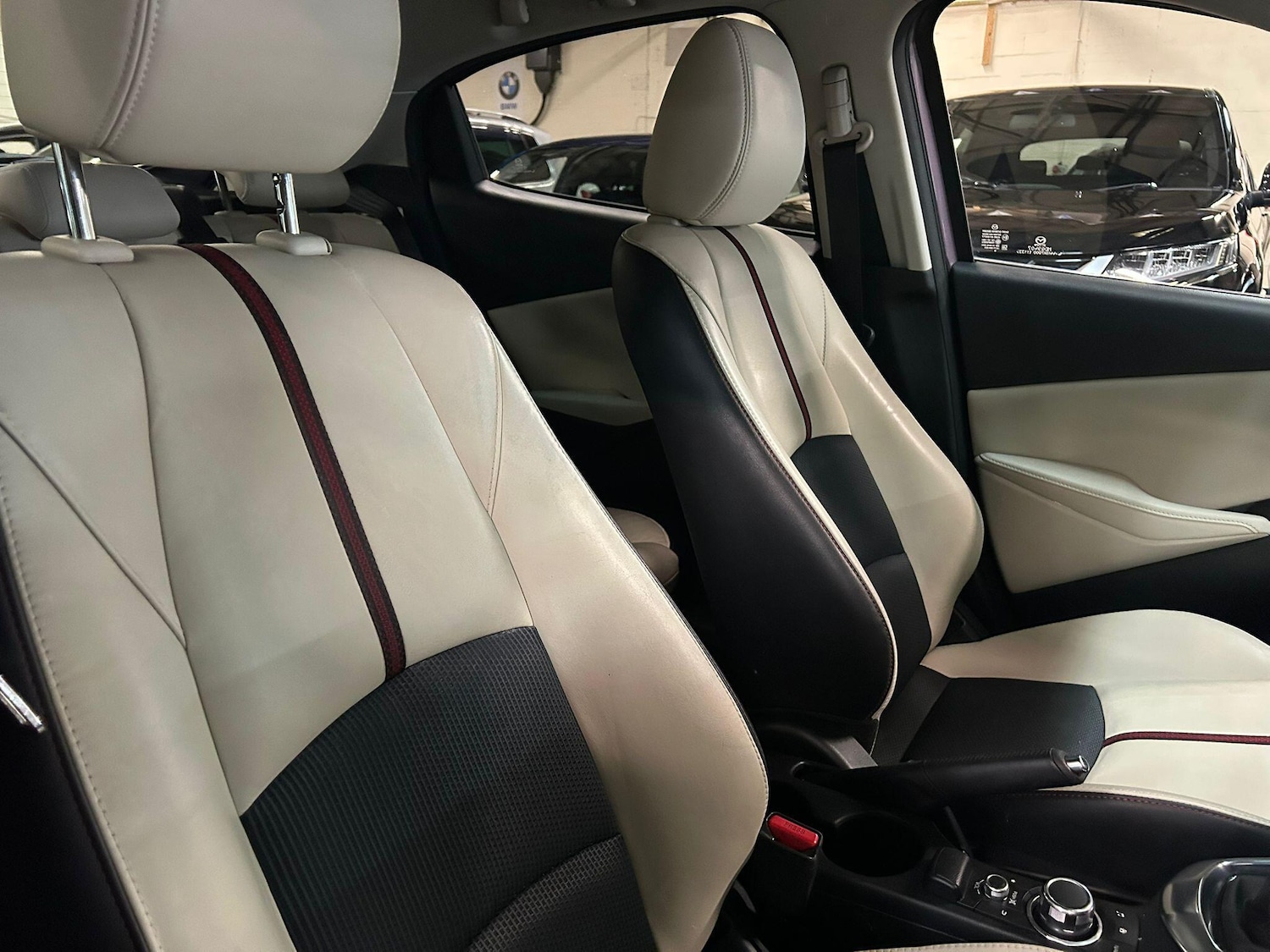 Used Mazda Mazda2 2016 for sale - 77016372: Photo 10