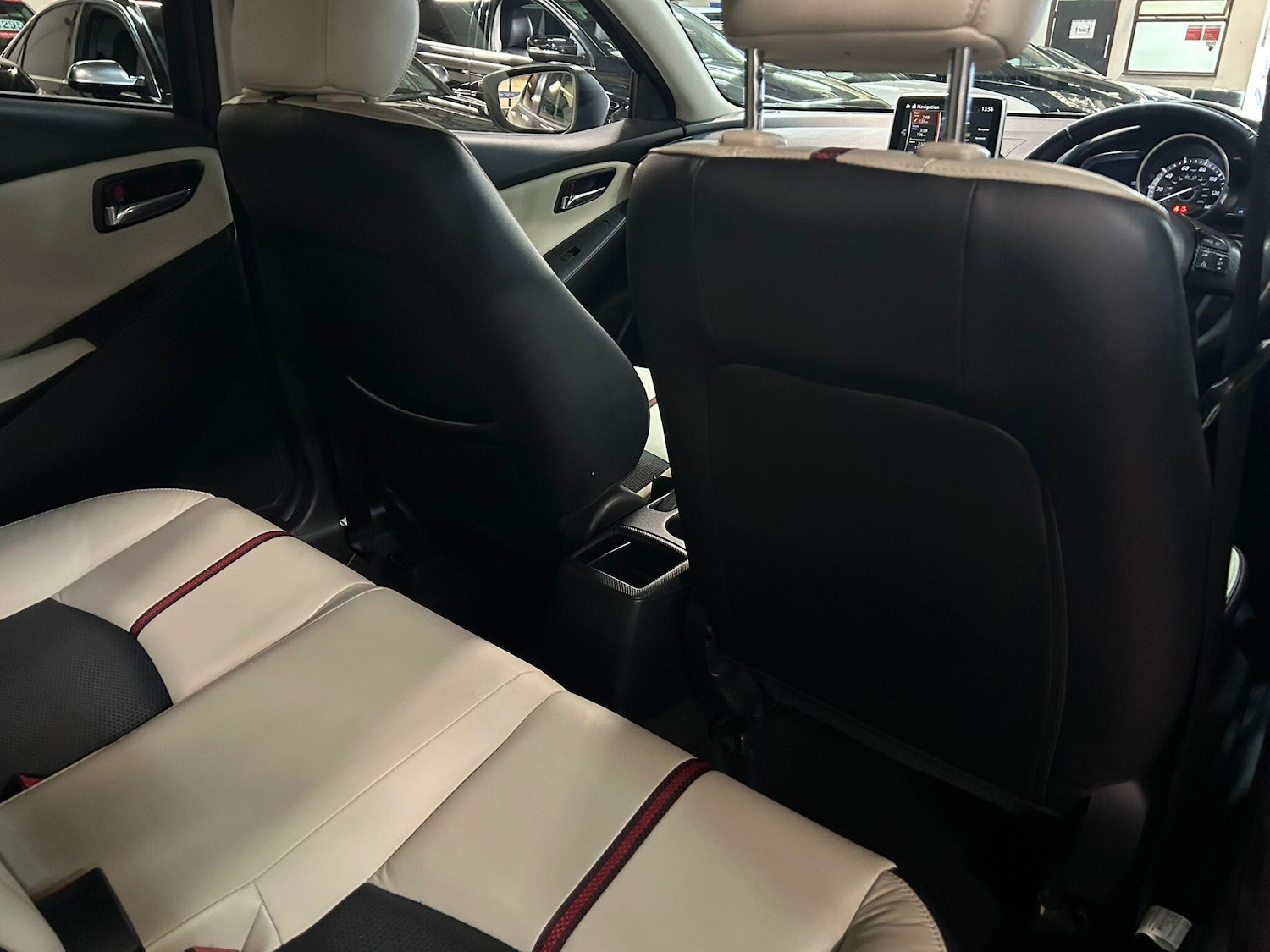 Used Mazda Mazda2 2016 for sale - 77016372: Photo 15