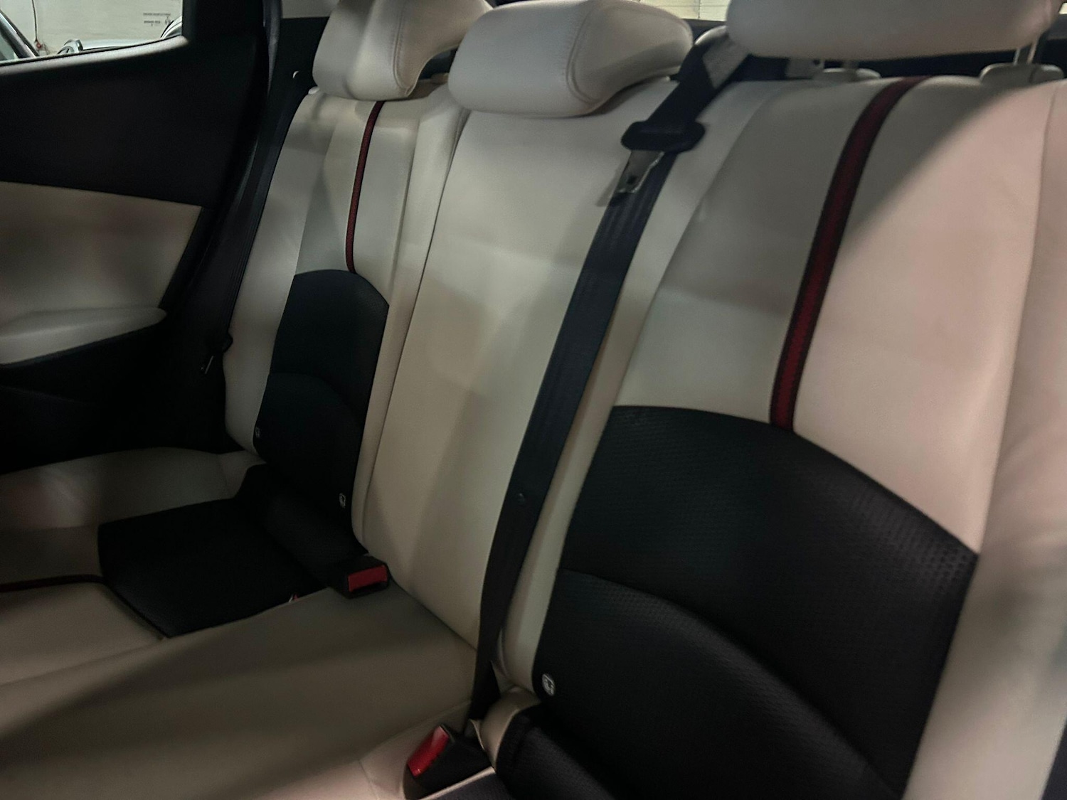 Used Mazda Mazda2 2016 for sale - 77016372: Photo 19