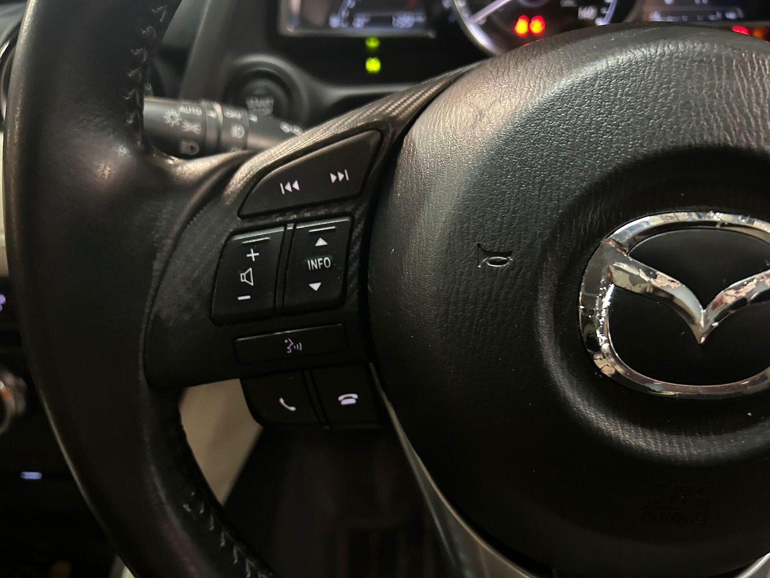 Used Mazda Mazda2 2016 for sale - 77016372: Photo 23