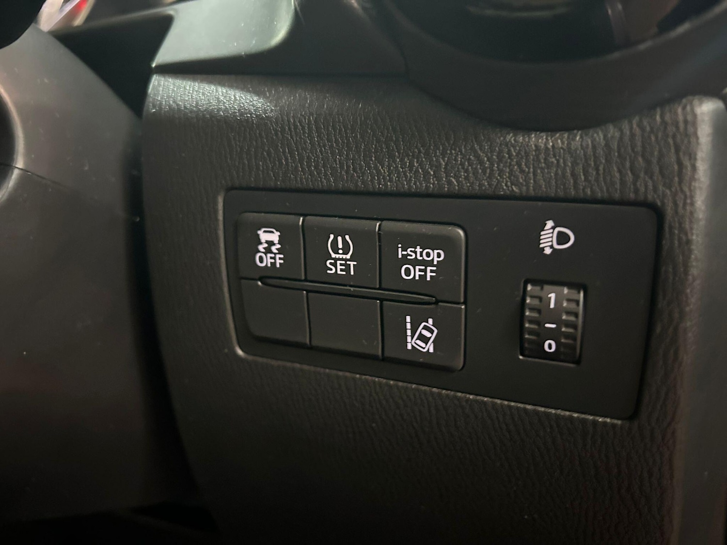 Used Mazda Mazda2 2016 for sale - 77016372: Photo 29