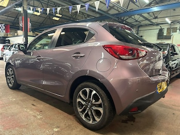 Used Mazda Mazda2 2016 for sale - 77016372: Photo