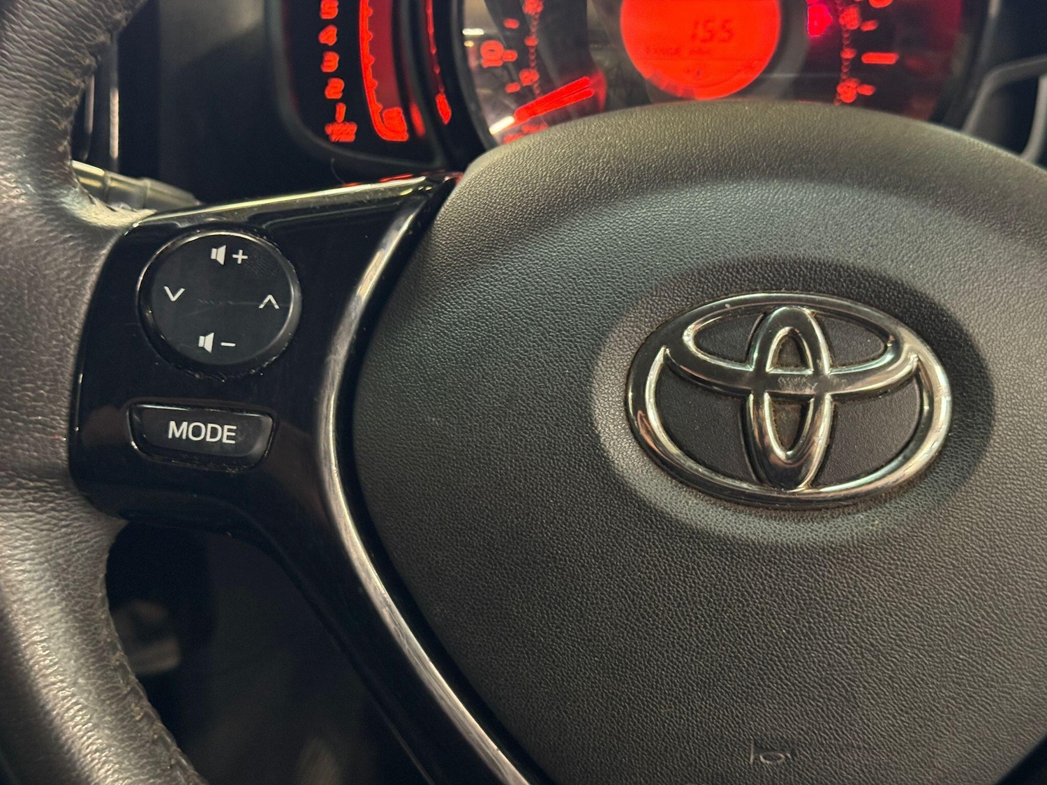 Used Toyota AYGO 2014 for sale - 78203889: Photo 17