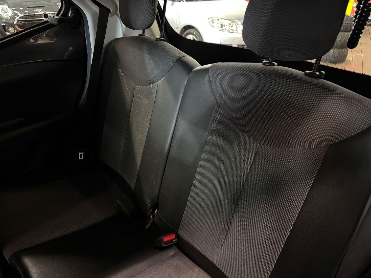 Used Toyota AYGO 2014 for sale - 78203889: Photo 31