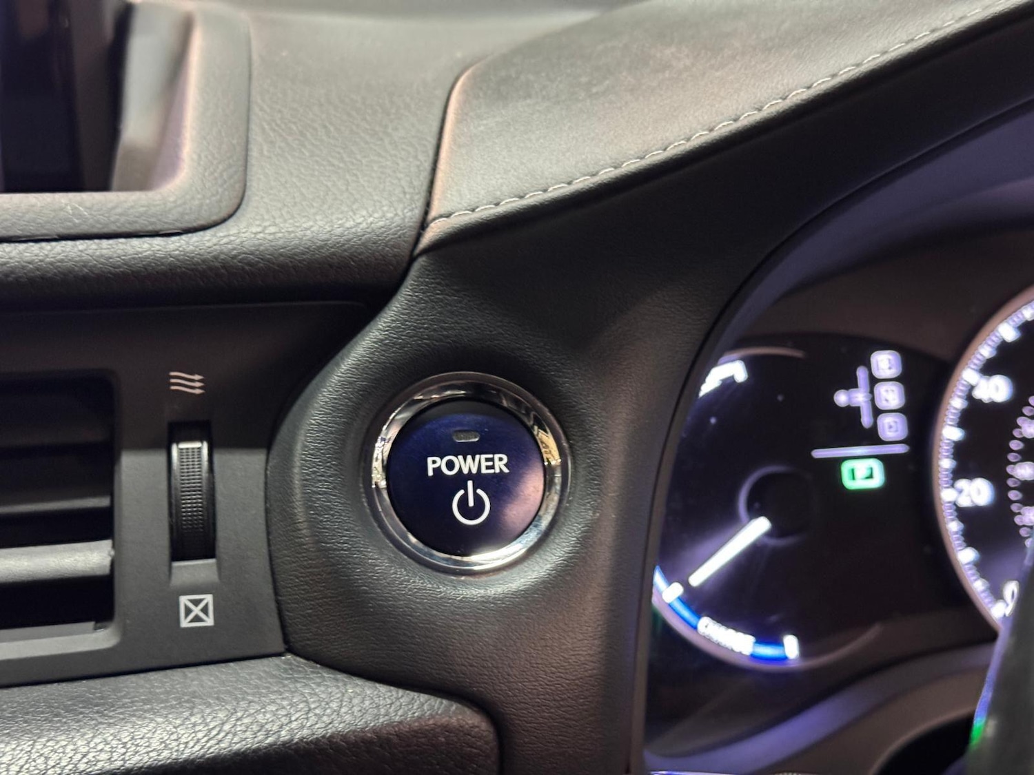 Used Lexus CT 2011 for sale - 76743179: Photo 31