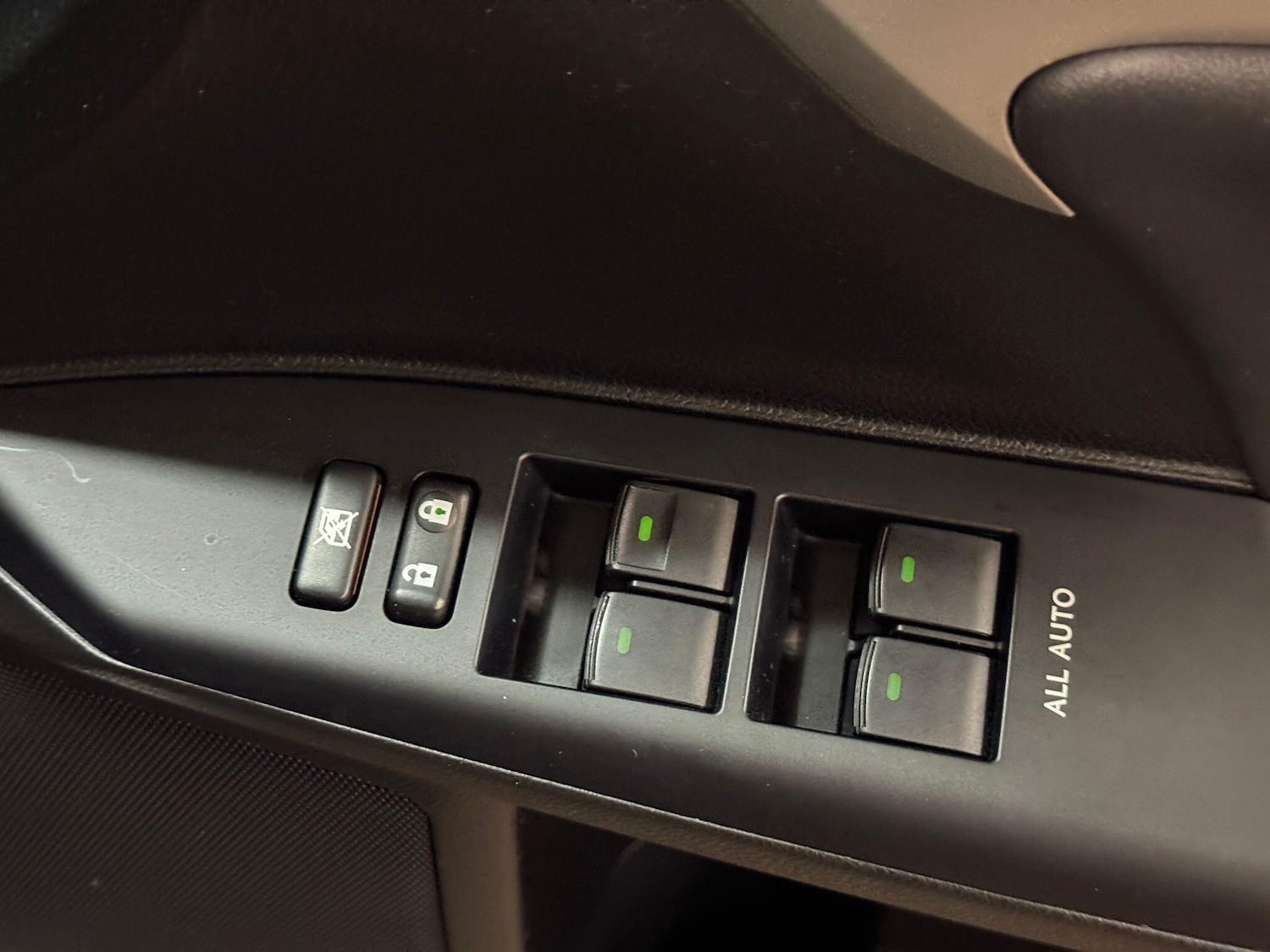 Used Lexus CT 2011 for sale - 76743179: Photo 34