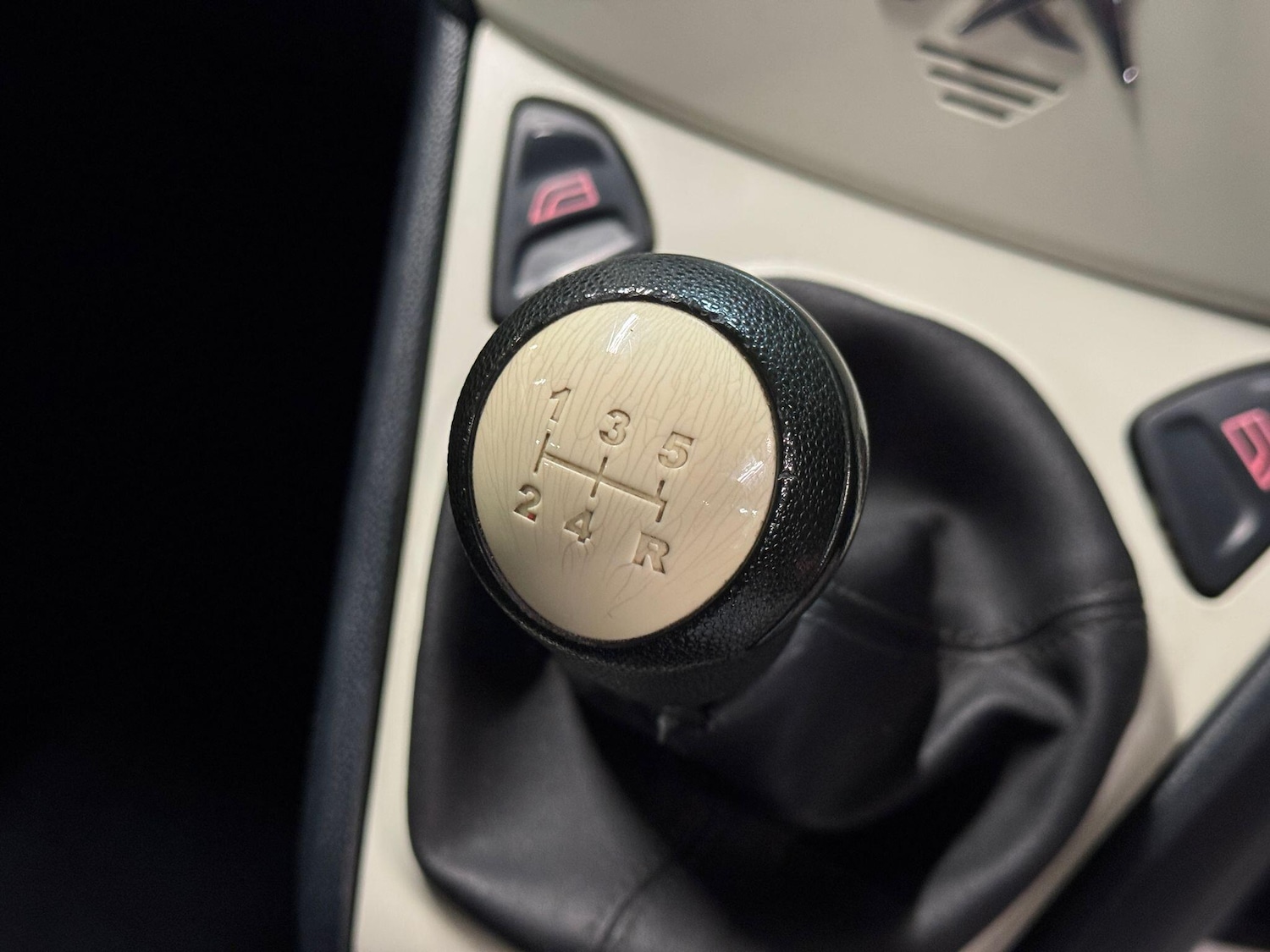 Used Ford Ka 2016 for sale - 77229948: Photo 24