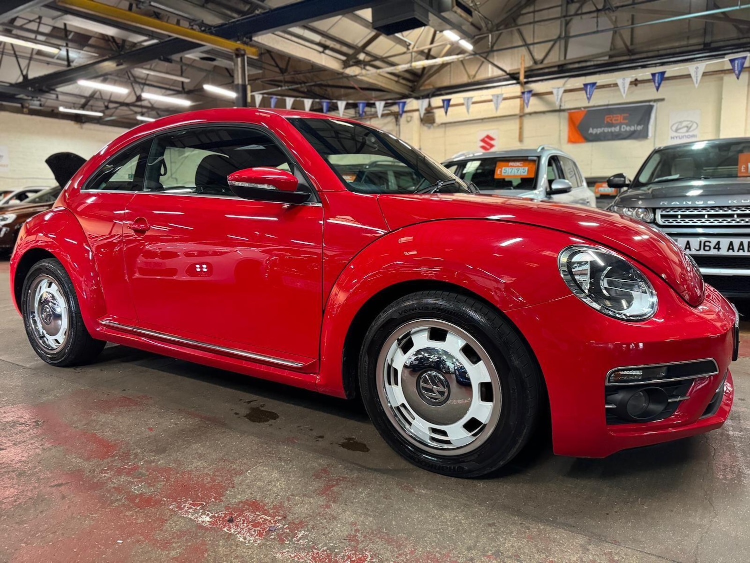 Used Volkswagen Beetle 2016 for sale - 76083890: Photo 1