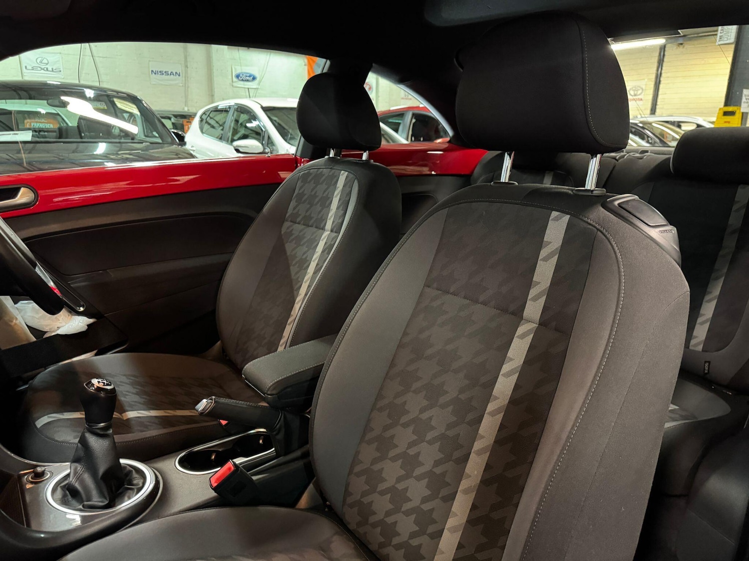 Used Volkswagen Beetle 2016 for sale - 76083890: Photo 14