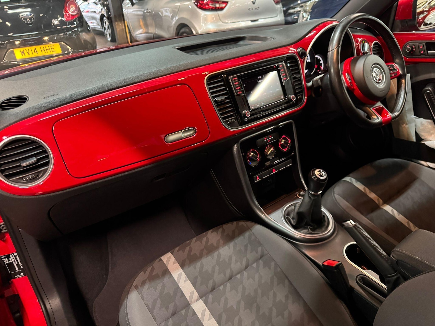 Used Volkswagen Beetle 2016 for sale - 76083890: Photo 15