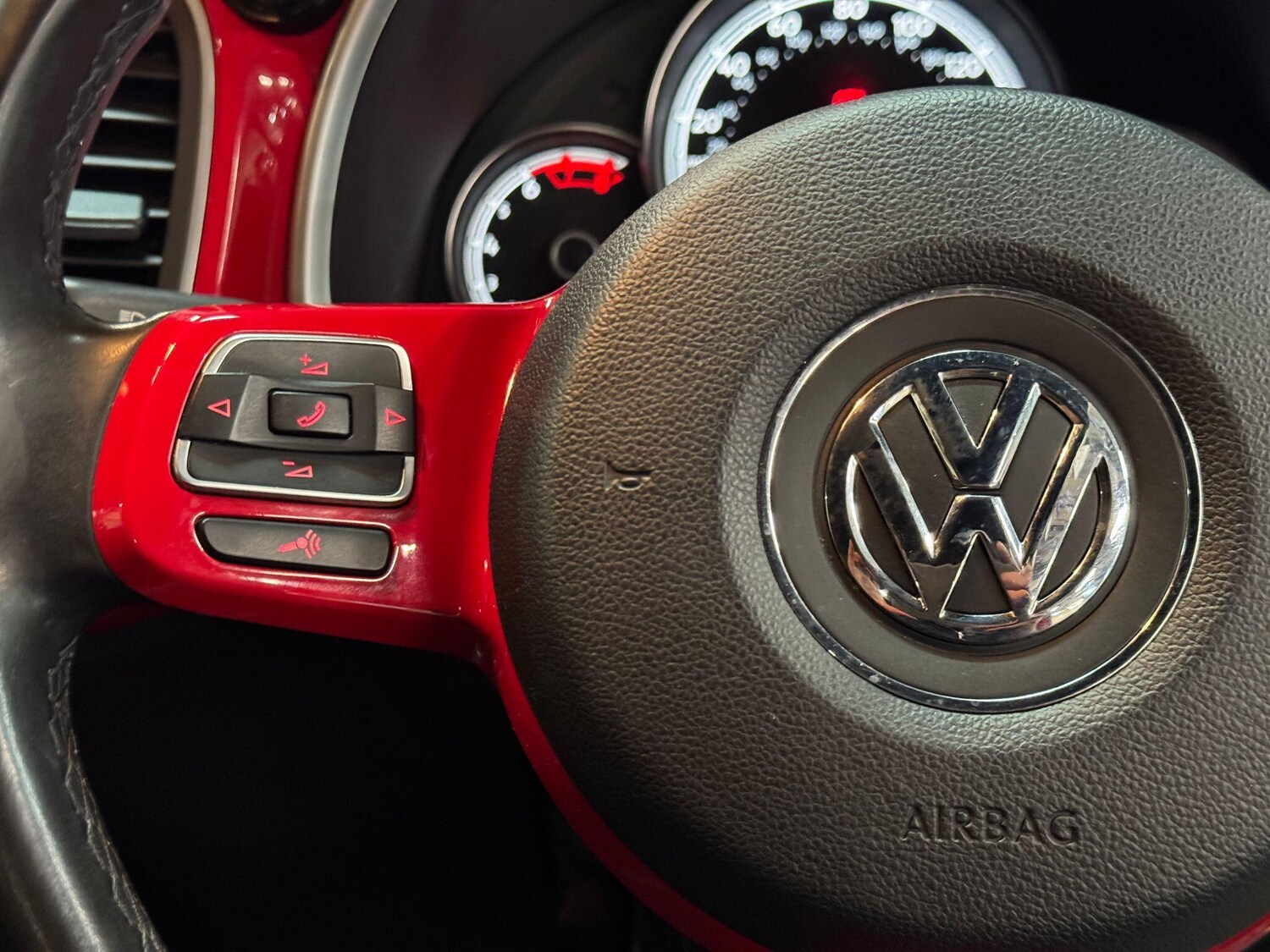 Used Volkswagen Beetle 2016 for sale - 76083890: Photo 21