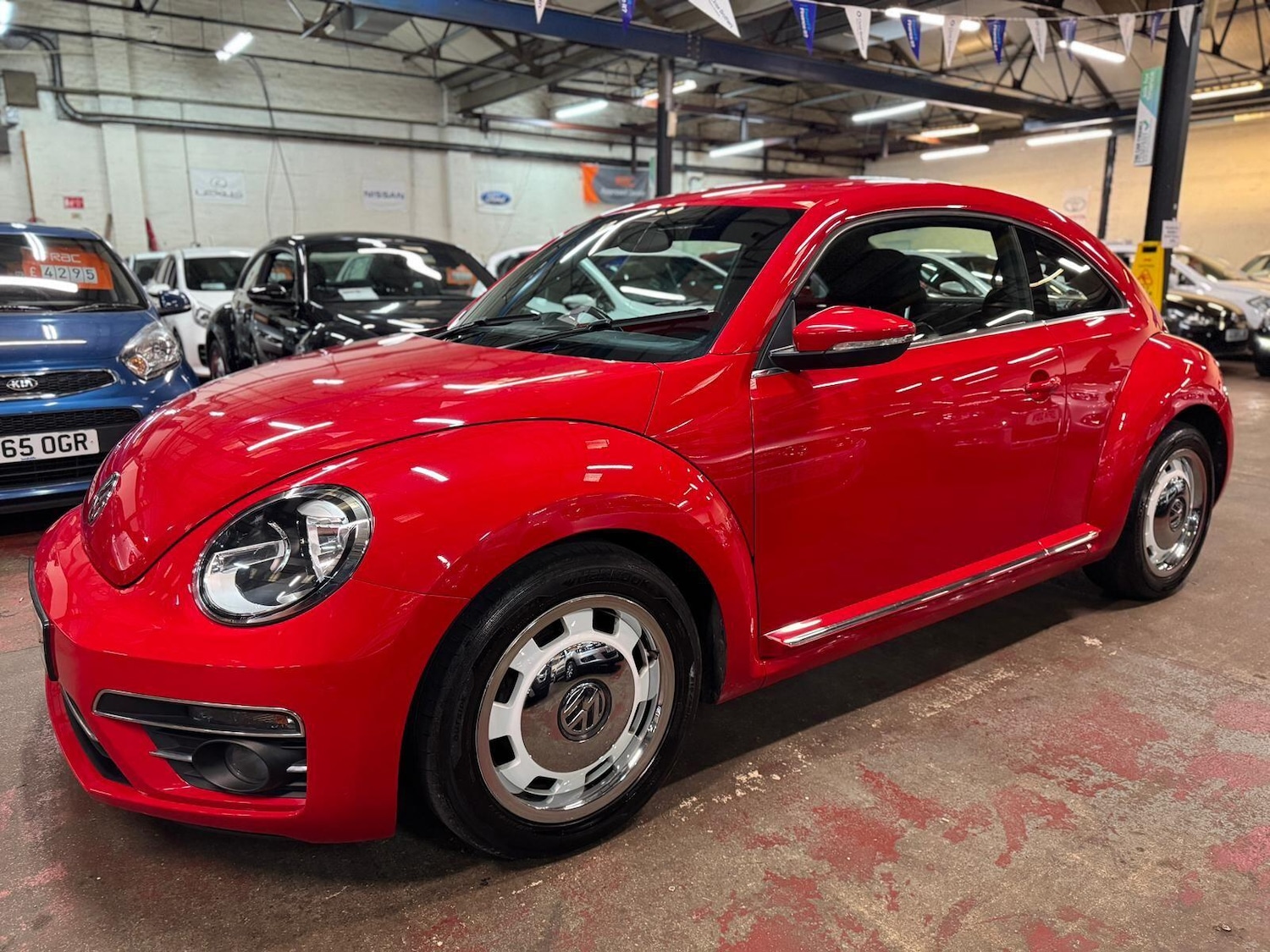 Used Volkswagen Beetle 2016 for sale - 76083890: Photo 3