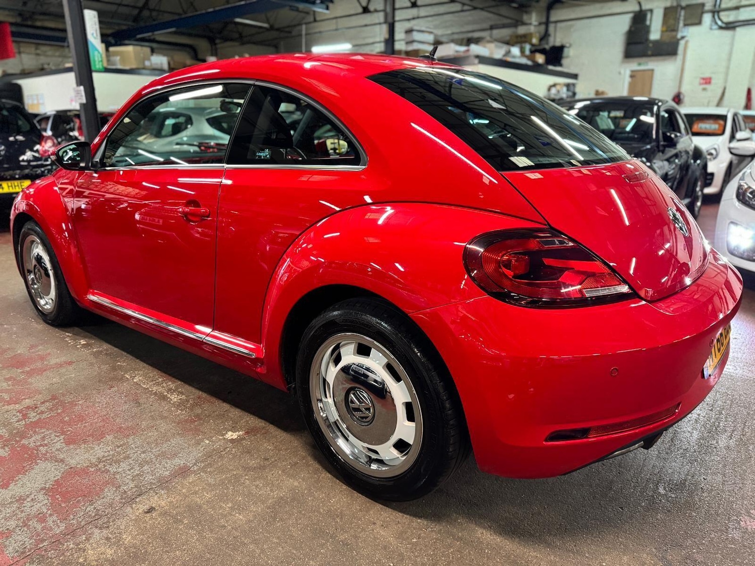 Used Volkswagen Beetle 2016 for sale - 76083890: Photo 4