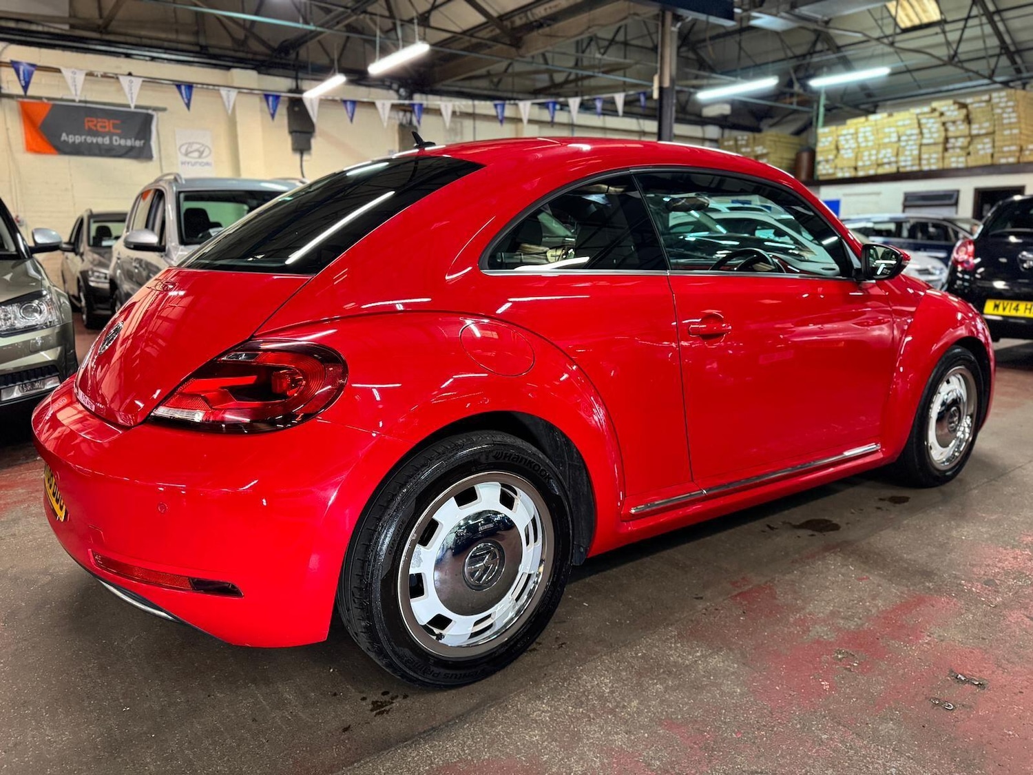 Used Volkswagen Beetle 2016 for sale - 76083890: Photo 6