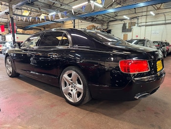Used Bentley Flying Spur 2015 for sale - 79373564: Photo