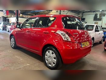 Used Suzuki Swift 2013 for sale - 78230969: Photo