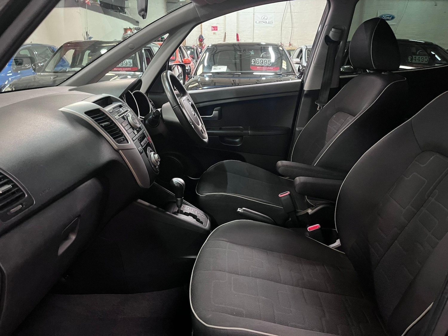 Used Kia Venga 2013 for sale - 78148211: Photo 16